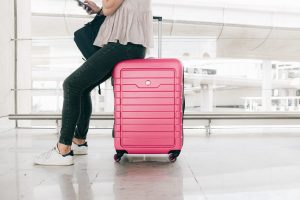 ¿Existen diferentes tamaños de maletas rígidas sin cremallera disponibles en el mercado?