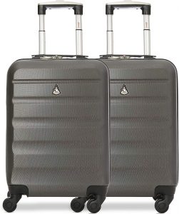 Las maletas Aerolite tienen asas telescópicas ajustables